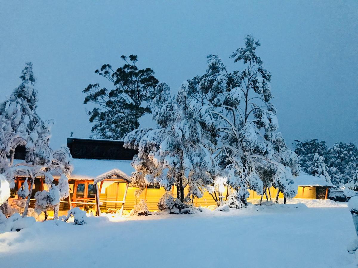 Cradle Mountain TAS Accommodation Mount Tamborine