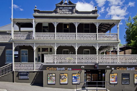 Deloraine Hotel - Accommodation Mount Tamborine 31