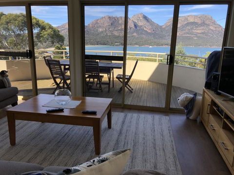 Freycinet Beach House - Accommodation Mount Tamborine 1