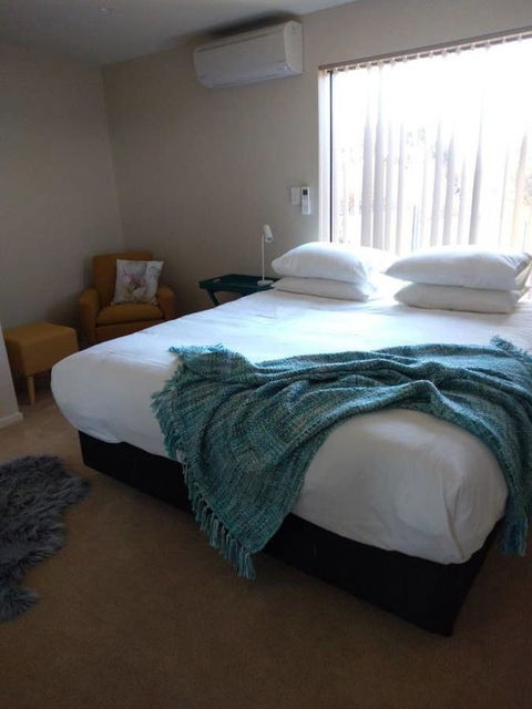 Bicheno Views On Douglas - Accommodation Mount Tamborine 23