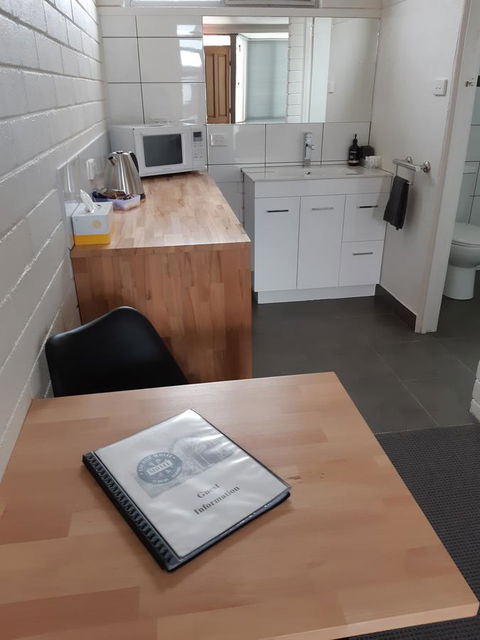 Anchor Wheel Motel - Accommodation Mount Tamborine 6