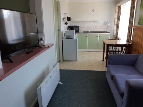 Anchor Wheel Motel - Accommodation Mount Tamborine 14