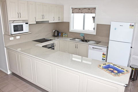 Front Row Beachfront - Accommodation Mount Tamborine 5