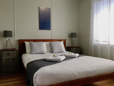 Up The Back - Accommodation Mount Tamborine 12