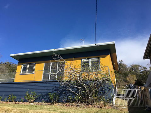 Up The Back - Accommodation Mount Tamborine 1