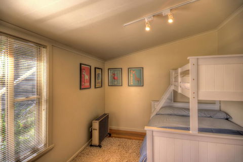 The Strand ~ On The Edge Of The Beach - Accommodation Mount Tamborine 12
