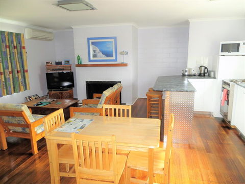 Orford Prosser Holiday Units - Accommodation Mount Tamborine 22