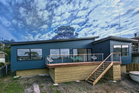 Dock Of The Bay - Accommodation Mount Tamborine 9