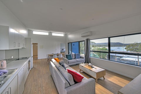 Dock Of The Bay - Accommodation Mount Tamborine 7