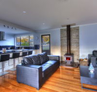 Muirs Beach Retreat - Accommodation Mount Tamborine