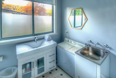 Muirs Beach Retreat - Accommodation Mount Tamborine 14