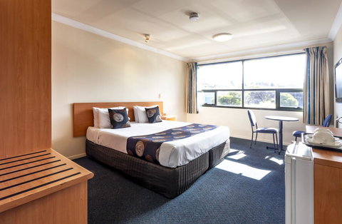 Black Buffalo - Accommodation Mount Tamborine 0