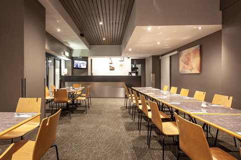 Black Buffalo - Accommodation Mount Tamborine 18