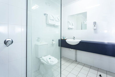 Black Buffalo - Accommodation Mount Tamborine 12