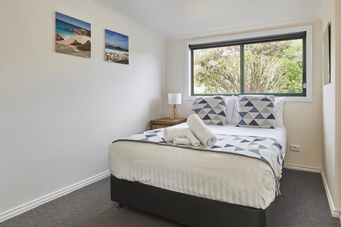 DOLPHIN LOOKOUT COTTAGE - Amazing Views Of The Bay Of Fires - Accommodation Mount Tamborine 15