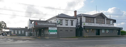 Bridge Hotel - Accommodation Mount Tamborine 13