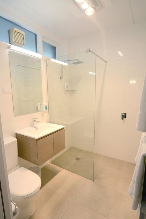 Bridge Hotel - Accommodation Mount Tamborine 9