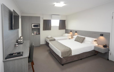 Bridge Hotel - Accommodation Mount Tamborine 6