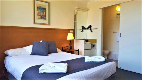 Mt Lyell Motor Inn - Accommodation Mount Tamborine 5