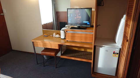 Mt Lyell Motor Inn - Accommodation Mount Tamborine 2