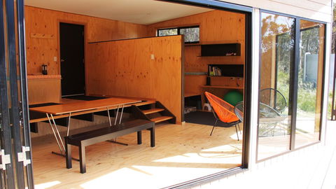 BAY OF FIRES ECO HUT Off Grid Experience At Binalong Bay - Accommodation Mount Tamborine 2