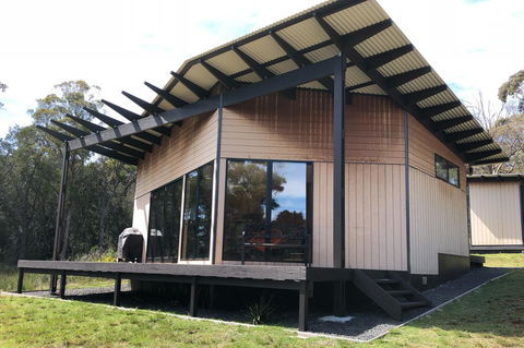 BAY OF FIRES ECO HUT Off Grid Experience At Binalong Bay - Accommodation Mount Tamborine 0