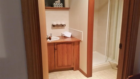 Beezneez B&B - Accommodation Mount Tamborine 8