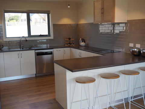 GRANITE BEACH HOUSE @ Bay Of Fires - Accommodation Mount Tamborine 5