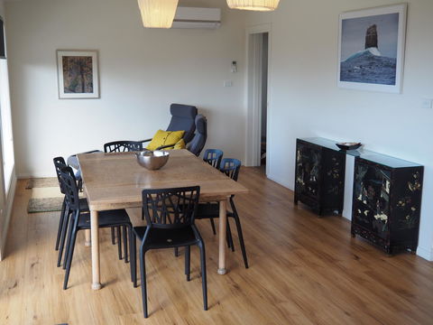 GRANITE BEACH HOUSE @ Bay Of Fires - Accommodation Mount Tamborine 3