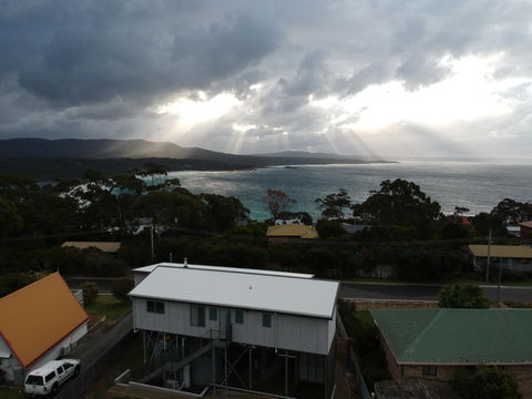 GRANITE BEACH HOUSE @ Bay Of Fires - Accommodation Mount Tamborine 8