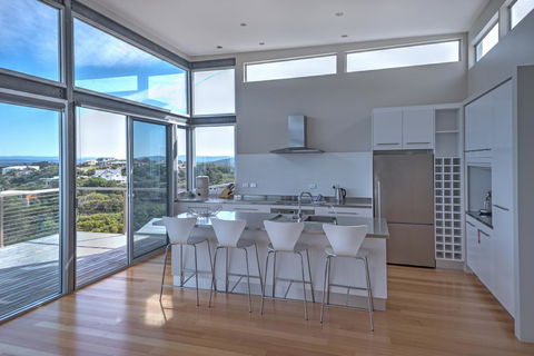 Halcyon ~ Immerse Yourself In The Sky And Sea - Accommodation Mount Tamborine 8
