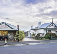 Touchwood Cottages - Accommodation Mount Tamborine