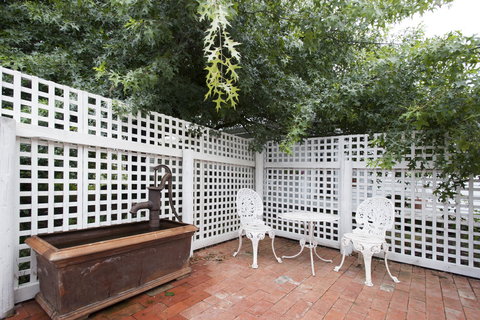 White Dove Cottage Bed And Breakfast - Accommodation Mount Tamborine 8