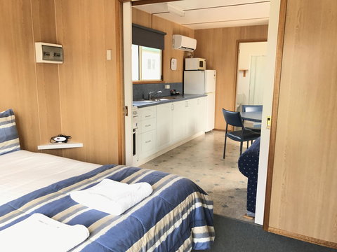 Strahan Beach Tourist Park - Accommodation Mount Tamborine 3