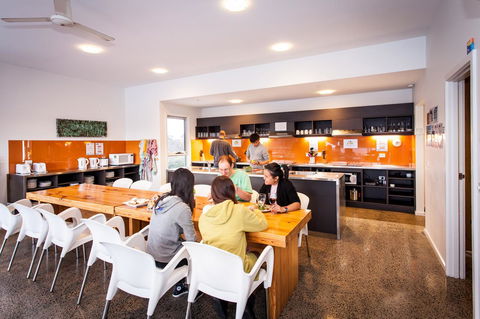 The Island Accommodation - Accommodation Mount Tamborine 19