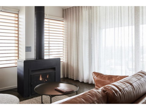 Hotel Sorrento - Accommodation Mount Tamborine 4