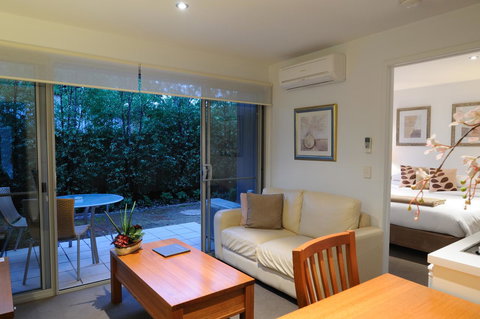 The Victoria Apartments - Accommodation Mount Tamborine 10