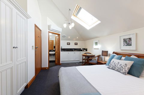 54 On Bank - Accommodation Mount Tamborine 18