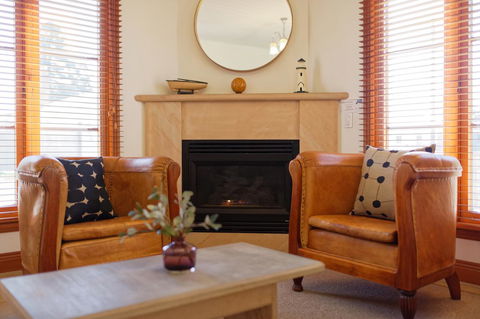 54 On Bank - Accommodation Mount Tamborine 16