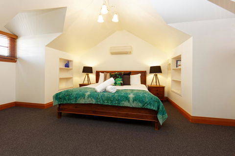 54 On Bank - Accommodation Mount Tamborine 41