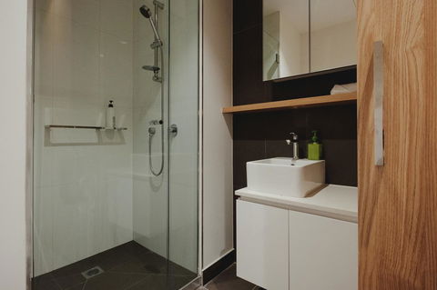 Mono Apartments On La Trobe Street - Accommodation Mount Tamborine 4