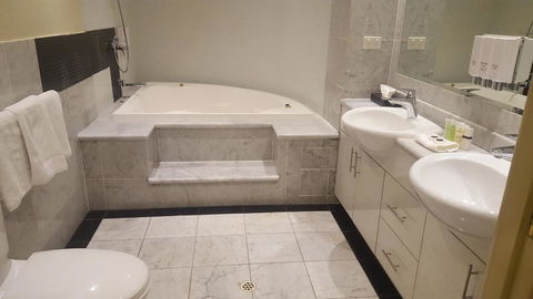 Melbourne Metropole Central Official - Accommodation Mount Tamborine 6