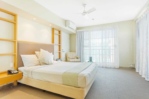 Deep Blue Hotel & Hot Springs - Accommodation Mount Tamborine 43