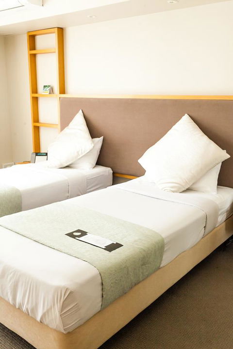 Deep Blue Hotel & Hot Springs - Accommodation Mount Tamborine 17