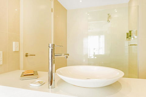 Deep Blue Hotel & Hot Springs - Accommodation Mount Tamborine 21