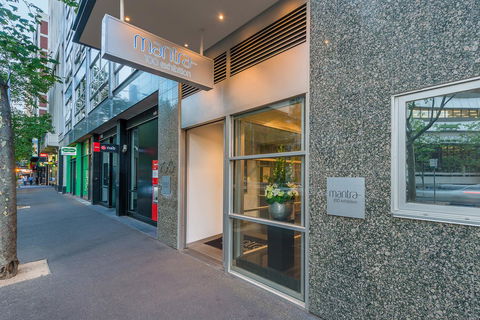 Mantra 100 Exhibition - Accommodation Mount Tamborine 5