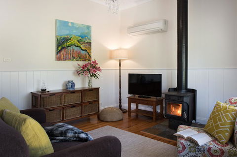 Koovelly Spa - Accommodation Mount Tamborine 1