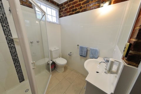 Greenvale Holiday Units - Accommodation Mount Tamborine 5