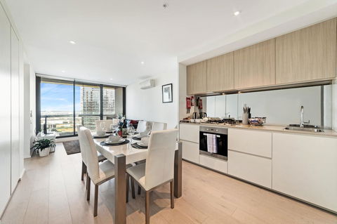 Best Views On Collins - Accommodation Mount Tamborine 8