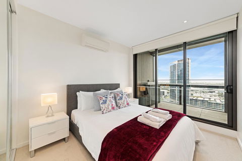 Best Views On Collins - Accommodation Mount Tamborine 10